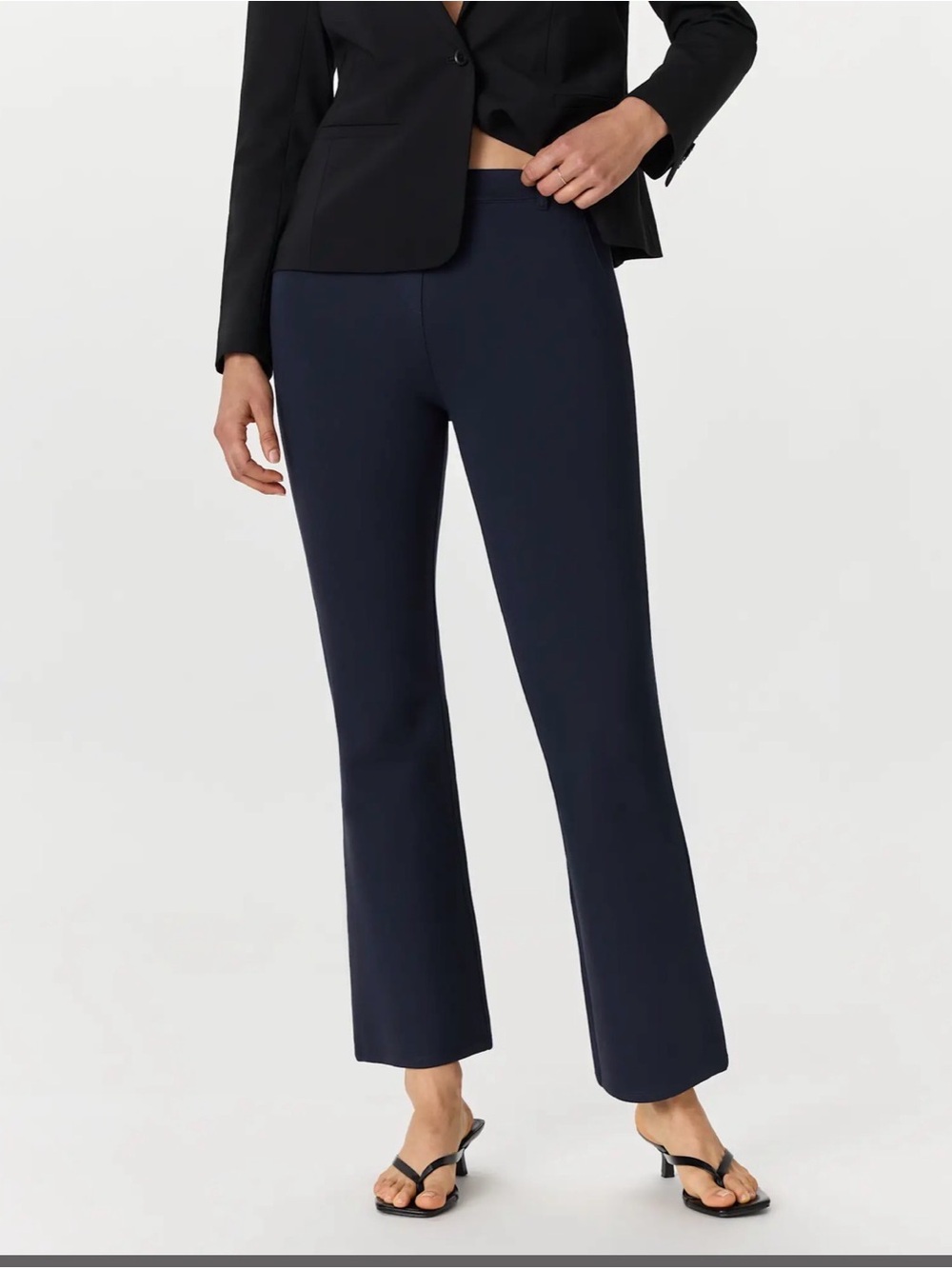 Quince Ultra-Stretch Ponte Bootcut Pants Navy Medium New with tags